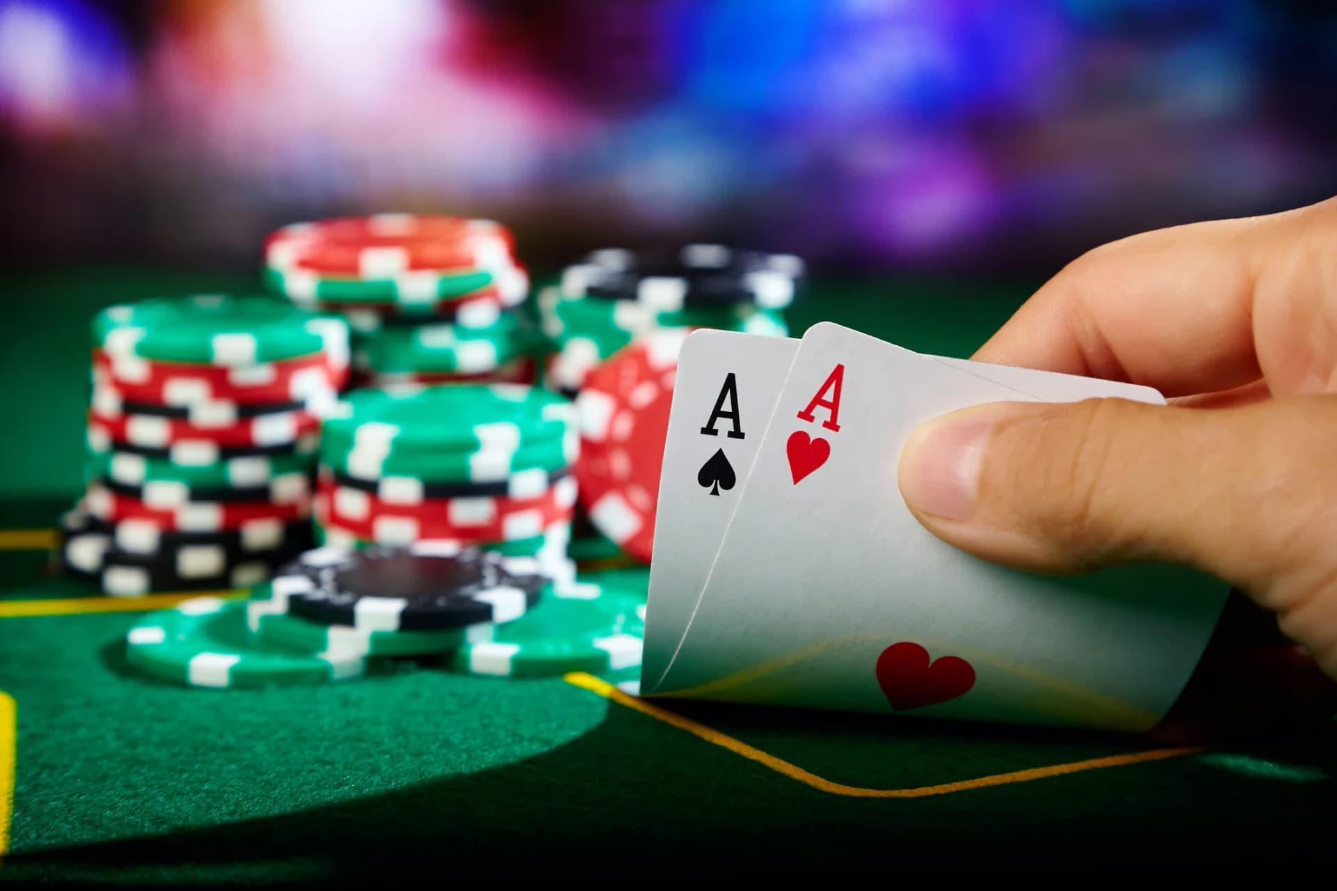 Top Tips and Insights for Navigating Online Casino in Alberta